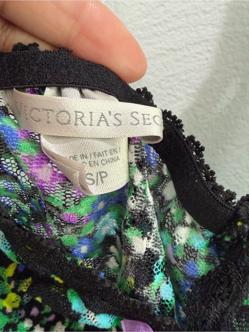 Victoria's Secret Black Multi Floral Lace-Trim Chemise - Picture 4 of 8